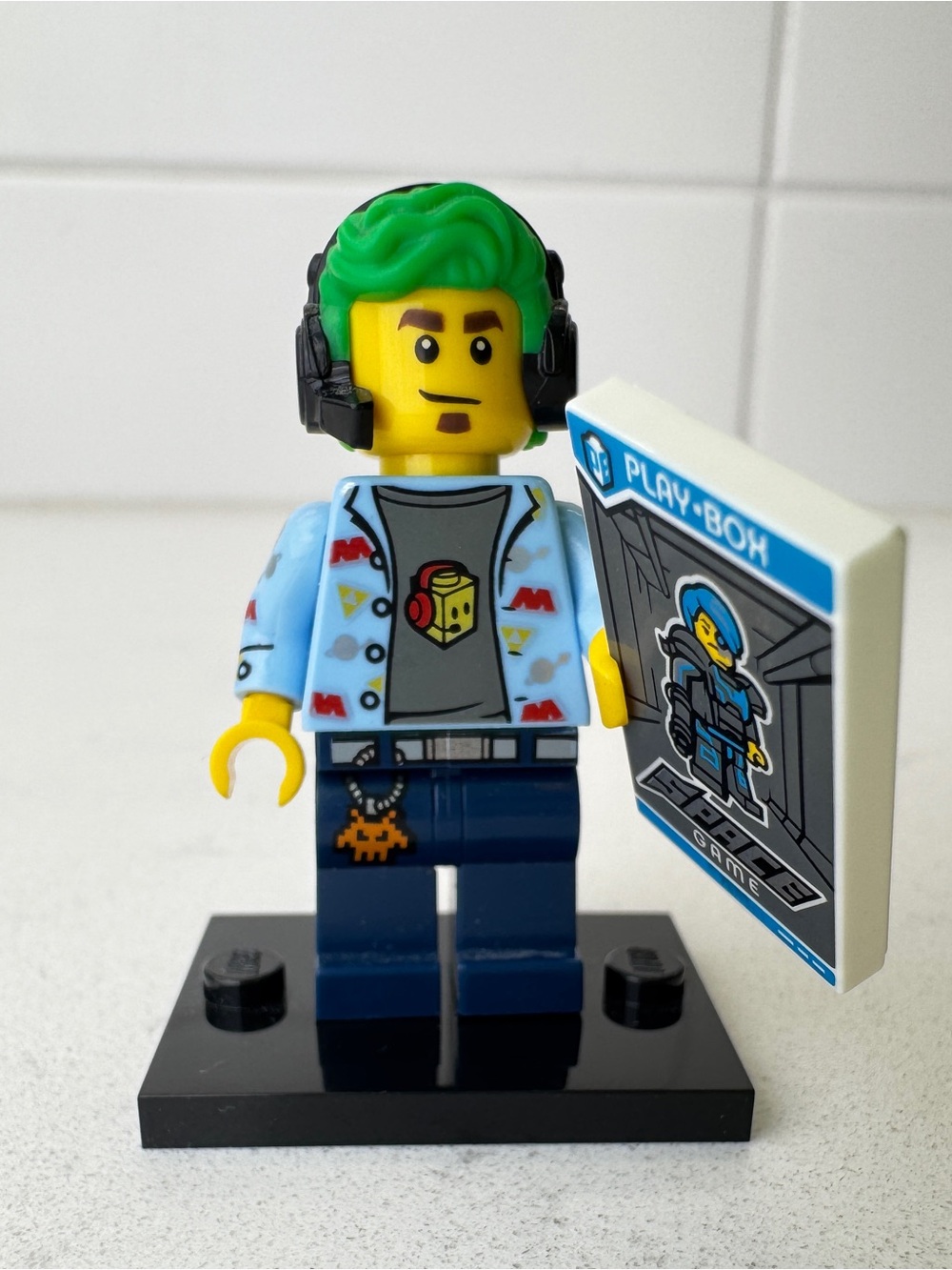 Lego Minifig - Video Game Champ - CMF Series 19